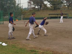 野球教室の守備トレーニング